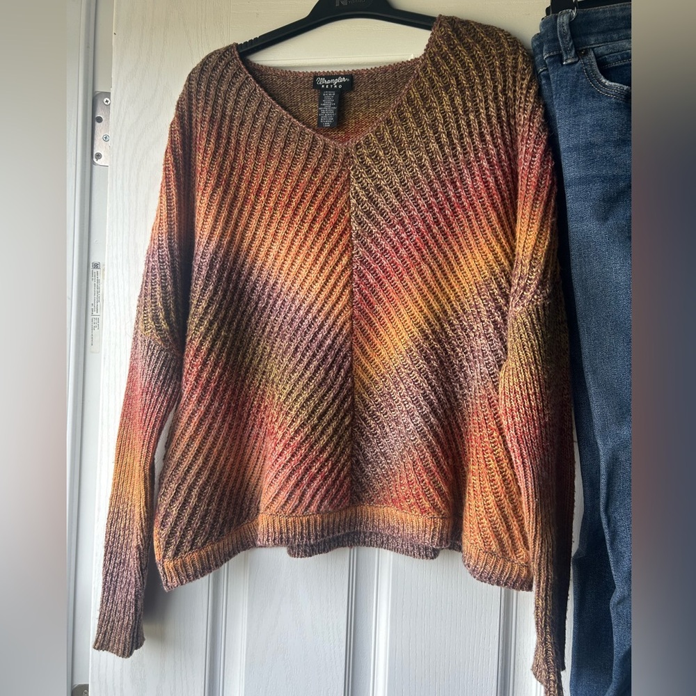 Wrangler small sweater